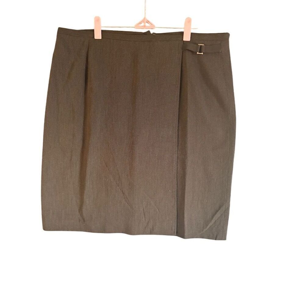 Valerie Stevens Women's Brown Knee Length Pleated Skirt Size 16